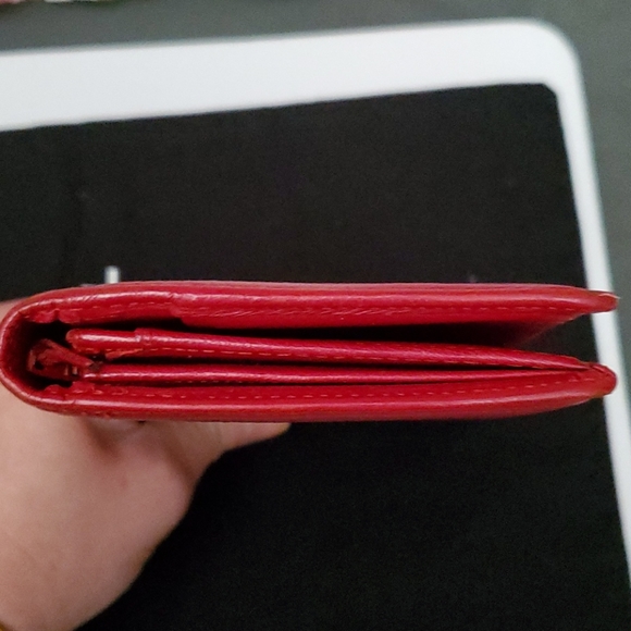 Chanel Long Bifold wallet? FIRM PRICE - Picture 16 of 16